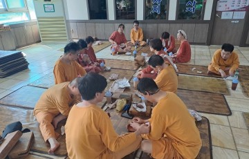 8월의 가장 핫한 날~찜질방에 왔어요. 이열치열로 이겨냅니다~