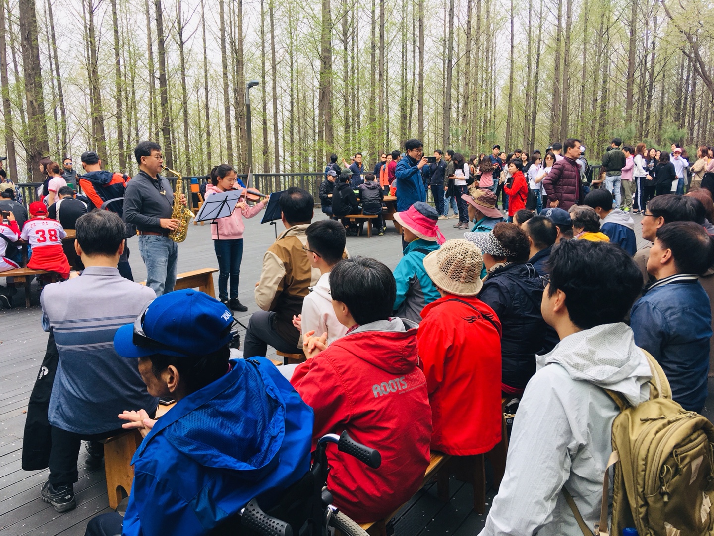 성인장애인 안산자락길 봄 나들이 실시(with 명지대학교 교직원 산악회 동아리) 성인장애인 안산자락길 봄 나들이 실시(with 명지대학교 교직원 산악회 동아리)