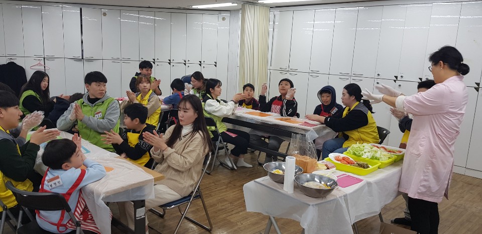 방학특강 "아트하트" 진행 방학특강 "아트하트" 진행