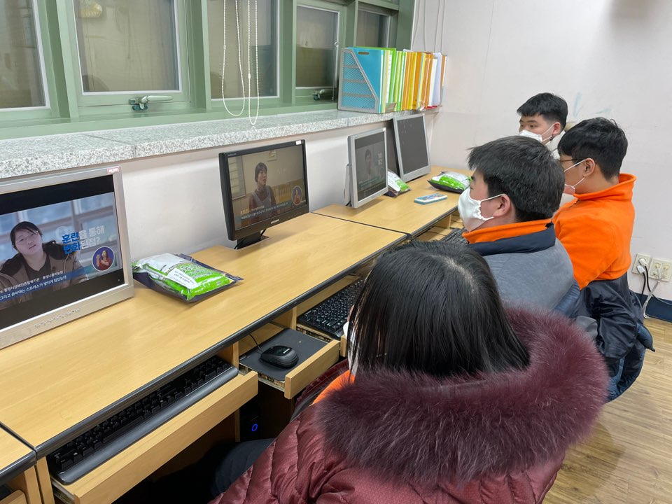 2021년 복지일자리-참여형(환경정리, 바리스타, 식당보조, 후원물품관리) 발대식 2021년 복지일자리-참여형(환경정리, 바리스타, 식당보조, 후원물품관리) 발대식